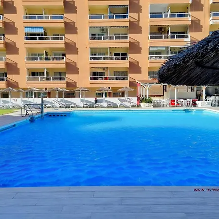 Pyr And Pool Ii Apartamento